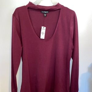 Long sleeve keyhole shirt